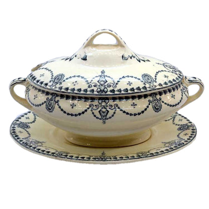 Antique staffordshire petit tureen sauce boat