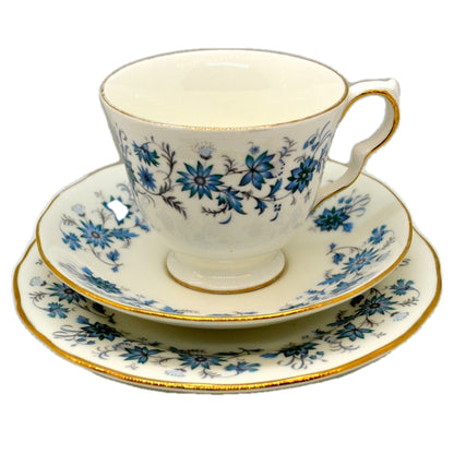 Colclough Braganza 8454 China C Shape Teacup Trio