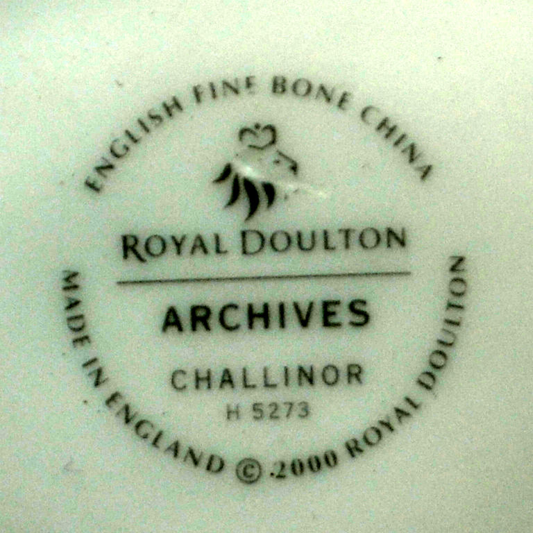 Royal Doulton China Challinor H5273 sauce gravy boat