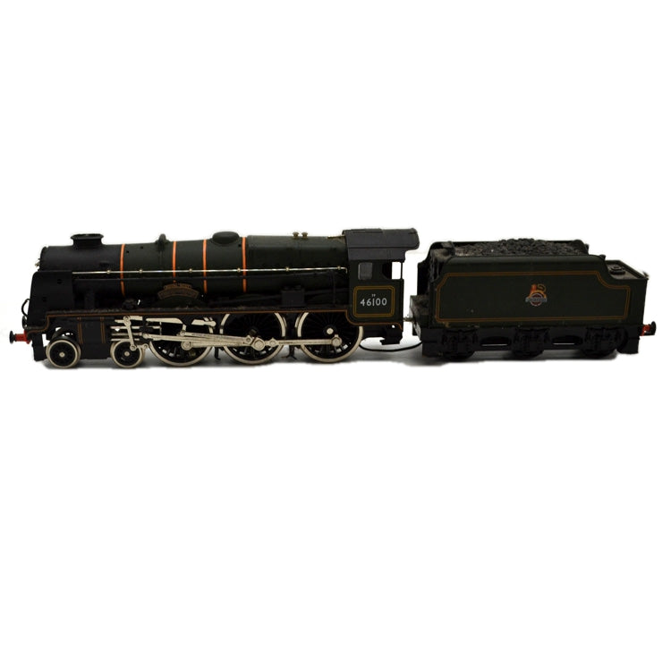 46100 Royal Scot OO Model Electric Train by Airfix