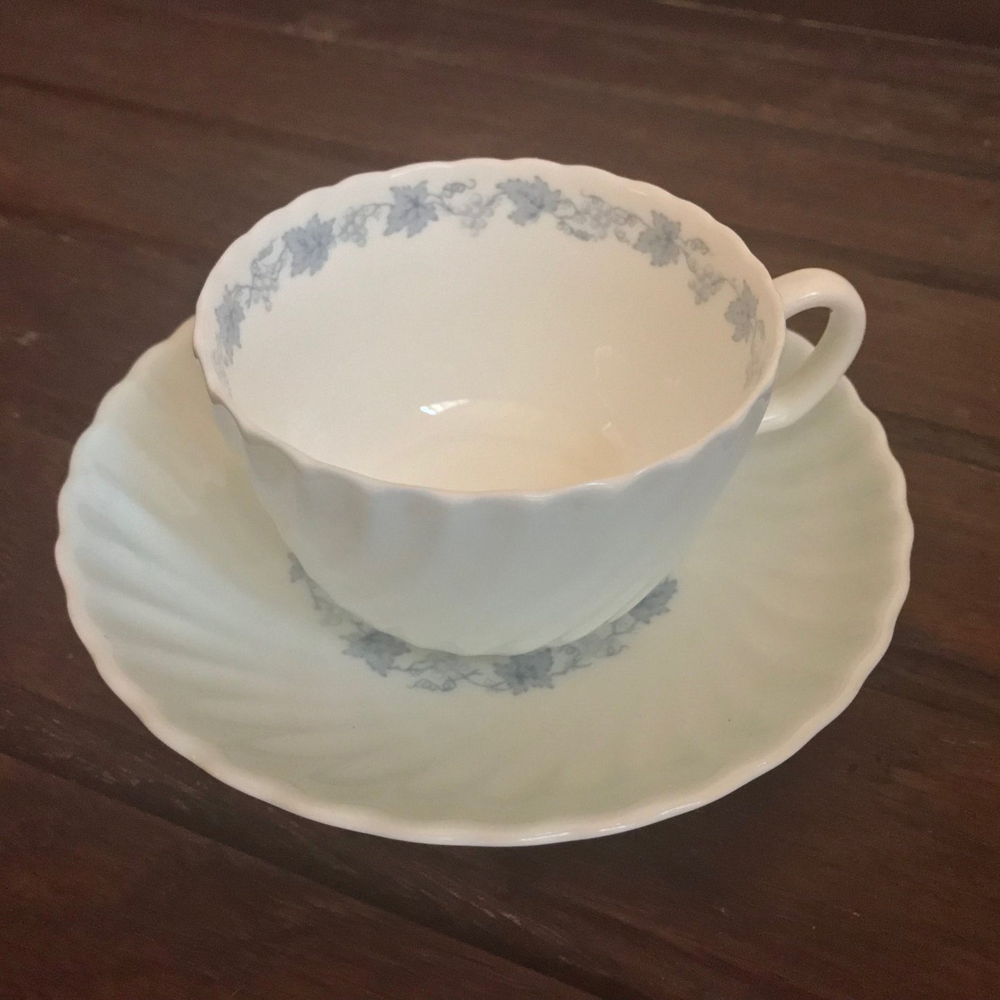 Minton teacup in Vineyard blue S574 pattern