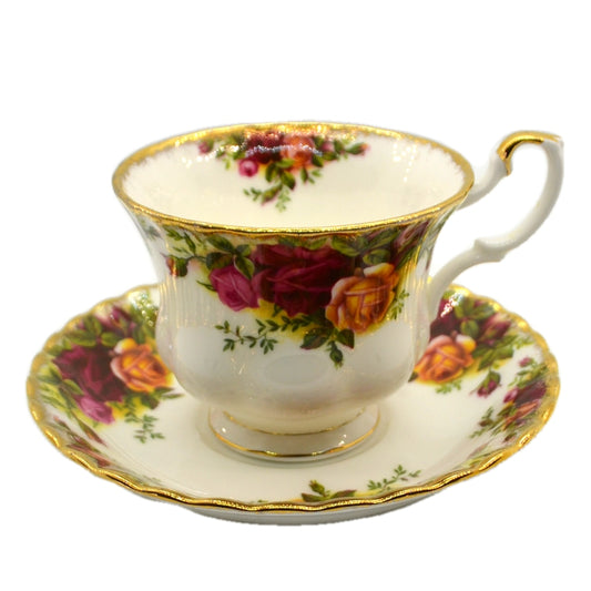 Vintage Royal Albert Old Country Roses China Teacup and Saucer