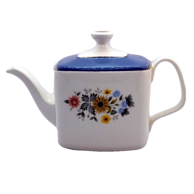 royal doulton pastorale H5002 teapot