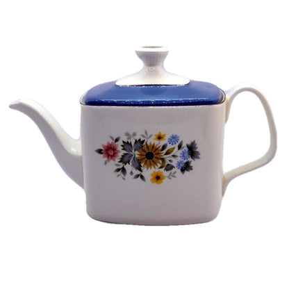 royal doulton pastorale H5002 teapot