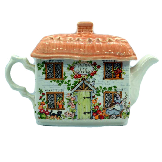 Sadler ye olde ivy cottage teapot